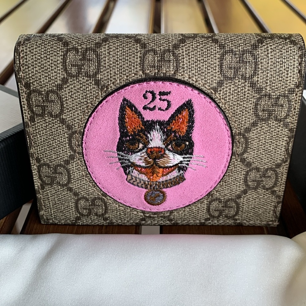 NWOT GUCCI GG Supreme Monogram Bosco Patch Card Case/Wallet